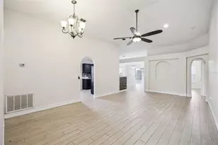 1612 Muir Cir, Clermont, FL 34711 - Photo 4