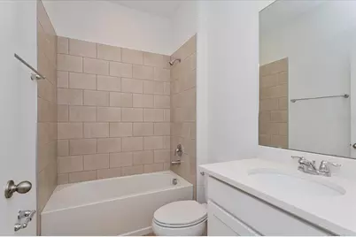 2908 Supermarine Road, Tavares, FL 32778 - Photo 18