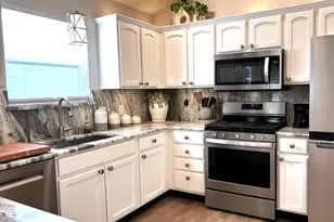 8975 SE 168th Tailfer St, The Villages, FL 32162 - Photo 14