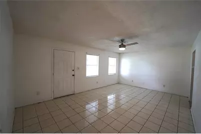132 Gardenia Road, Kissimmee, FL 34743 - Photo 10