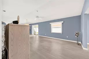 1217 Santa Cruz Dr, The Villages, FL 32162 - Photo 18