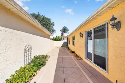 1217 Santa Cruz Drive, The Villages, FL 32162 - Photo 40