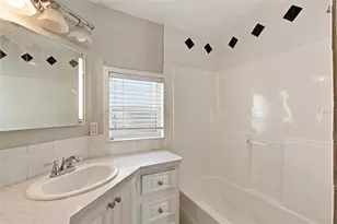 439 Par Pines Blvd, Davenport, FL 33837 - Photo 16