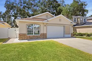 12386 NE 50th View, Oxford, FL 34484 - Photo 2