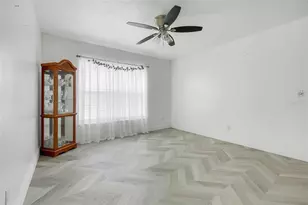831 Belhaven Dr, Orlando, FL 32828 - Photo 16