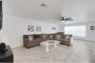 831 Belhaven Dr, Orlando, FL 32828 - Photo 14