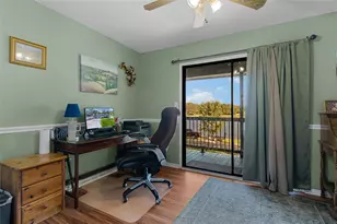 521 E Mirror Lake Dr, Fruitland Park, FL 34731 - Photo 28