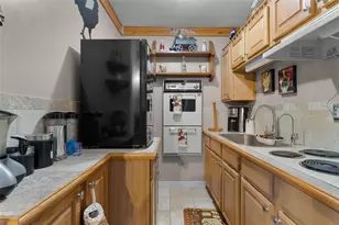 521 E Mirror Lake Dr, Fruitland Park, FL 34731 - Photo 40
