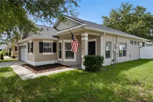 1409 Kellogg Dr, Tavares, FL 32778 - Photo 4