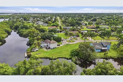 261 Alameda Avenue, Fort Myers, FL 33905 - Photo 12
