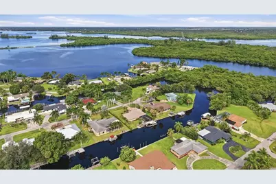 261 Alameda Avenue, Fort Myers, FL 33905 - Photo 6