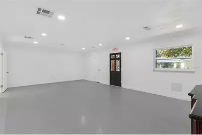 109 W Lakeview Street, Lady Lake, FL 32159 - Photo 8