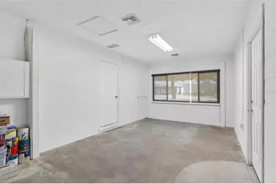 109 W Lakeview Street, Lady Lake, FL 32159 - Photo 18