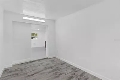 109 W Lakeview Street, Lady Lake, FL 32159 - Photo 10