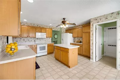 8305 SE 168th Mardell Lane, The Villages, FL 32162 - Photo 24