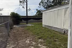 36441 West Dr, Fruitland Park, FL 34731 - Photo 24