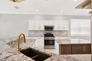 349 Pacolet Terrace, The Villages, FL 32162 - Photo 28