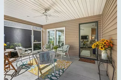 560 Kimberly Street, The Villages, FL 32163 - Photo 4