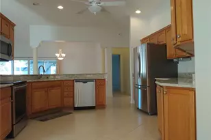 1233 Oak Forest Dr, The Villages, FL 32162 - Photo 12