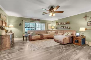 31946 Harris Rd, Tavares, FL 32778 - Photo 16