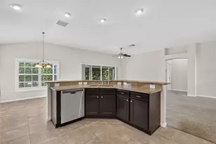 3376 Mayflower Loop, The Villages, FL 32163 - Photo 8