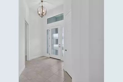654 Shivers Loop, The Villages, FL 34762 - Photo 4