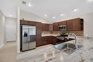 1442 Joshua Ct, The Villages, FL 32163 - Photo 6
