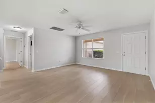 9595 SE 171st Argyll St, The Villages, FL 32162 - Photo 4
