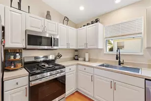 971 Kingmont Terrace, The Villages, FL 32162 - Photo 2