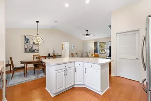 971 Kingmont Terrace, The Villages, FL 32162 - Photo 14