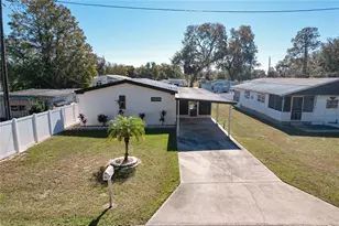 13426 Palm Dr, Astatula, FL 34705 - Photo 4