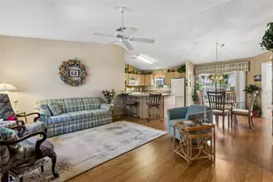 1319 Carvello Dr, The Villages, FL 32162 - Photo 2