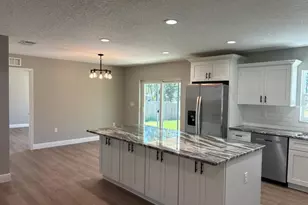 9328 N Cortlandt Dr, Dunnellon, FL 34434 - Photo 12