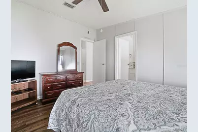 32322 Oak Park Drive, Leesburg, FL 34748 - Photo 14