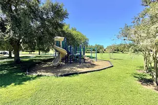 2769 Limerick Cir, Grand Island, FL 32735 - Photo 24