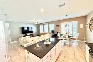 2769 Limerick Cir, Grand Island, FL 32735 - Photo 4