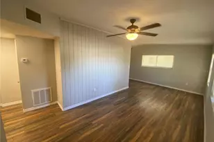615 Danvers St, Eustis, FL 32726 - Photo 2