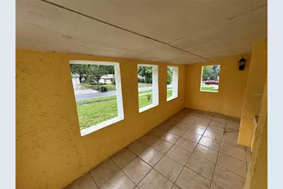 231 N Disston Avenue, Clermont, FL 34711 - Photo 2