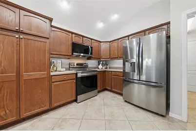 1385 Hackberry Place, The Villages, FL 32163 - Photo 10