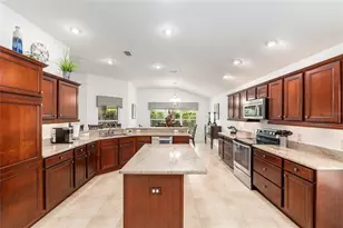 825 Ulelah St, The Villages, FL 32163 - Photo 30