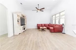 10640 NE 27th St, Oxford, FL 34484 - Photo 14