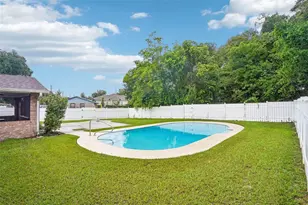 101 W Lemon St, Lady Lake, FL 32159 - Photo 36
