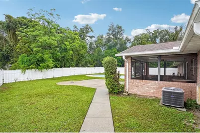 101 W Lemon Street, Lady Lake, FL 32159 - Photo 32