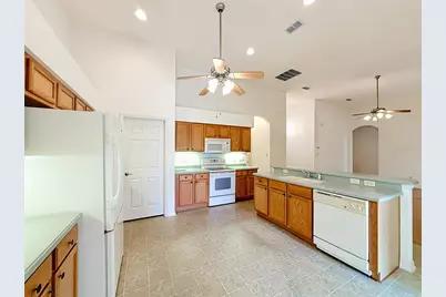4431 Nottoway Drive, Leesburg, FL 34748 - Photo 8