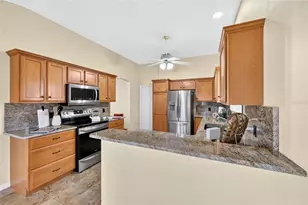 3064 Burbank Ln, The Villages, FL 32162 - Photo 8