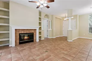 949 Hawk Landing, Fruitland Park, FL 34731 - Photo 8