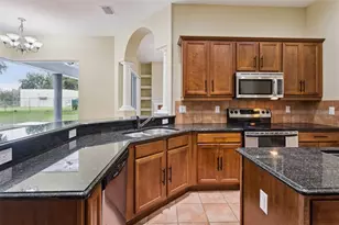 949 Hawk Landing, Fruitland Park, FL 34731 - Photo 16