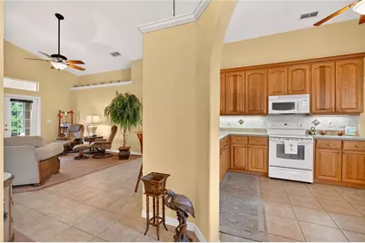 90 Golfview Circle, Umatilla, FL 32784 - Photo 8