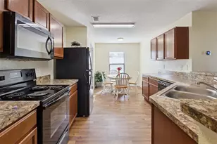 955 Aspen View Cir, Groveland, FL 34736 - Photo 6