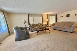 113 Pyracantha Ln, Leesburg, FL 34748 - Photo 2